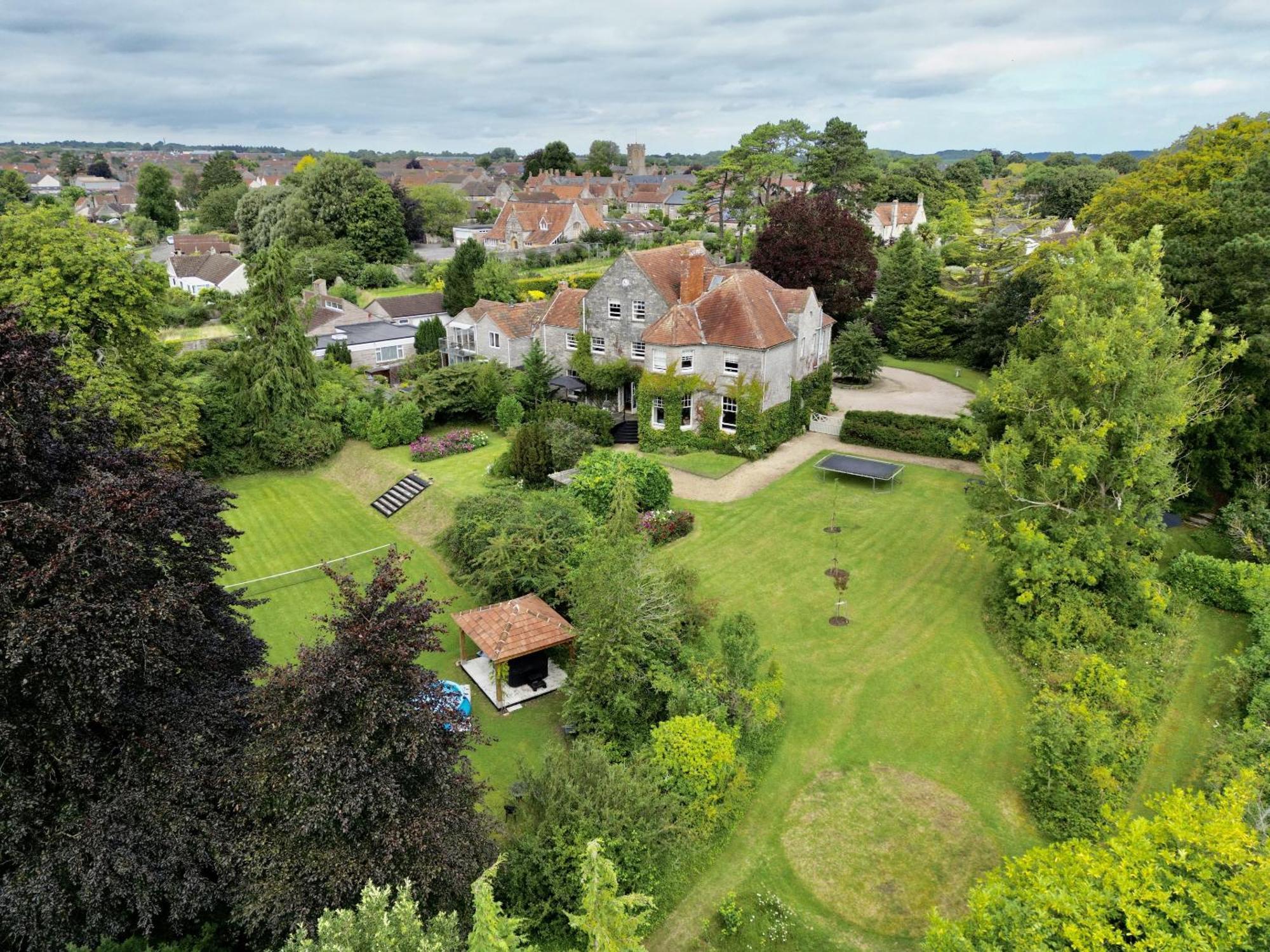 The Mount Somerton Retreat - Nr Bruton, Glastonbury, The Spectacular Wells Cathedral, Millfield School, Leonardo Helicopters, Yeovilton Exterior photo